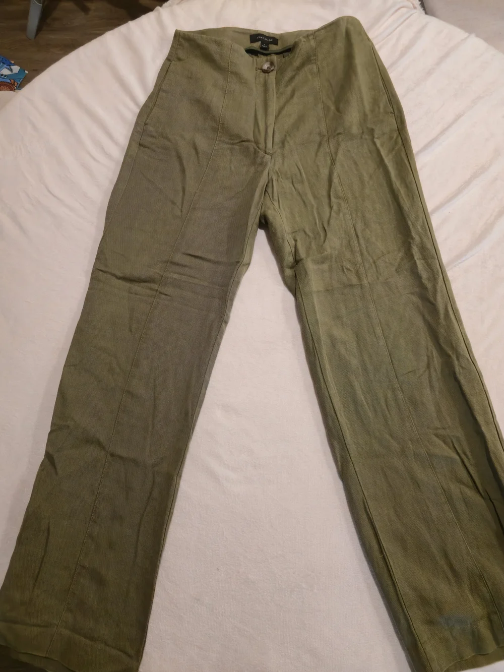 Ann Taylor Olive Green Chinos Size 2